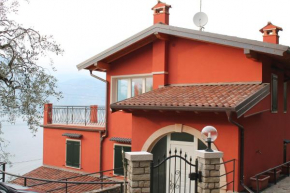 B&B Lil Brenzone